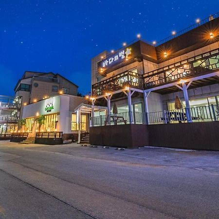 Gangneung Badauibyeol Pension Eksteriør billede